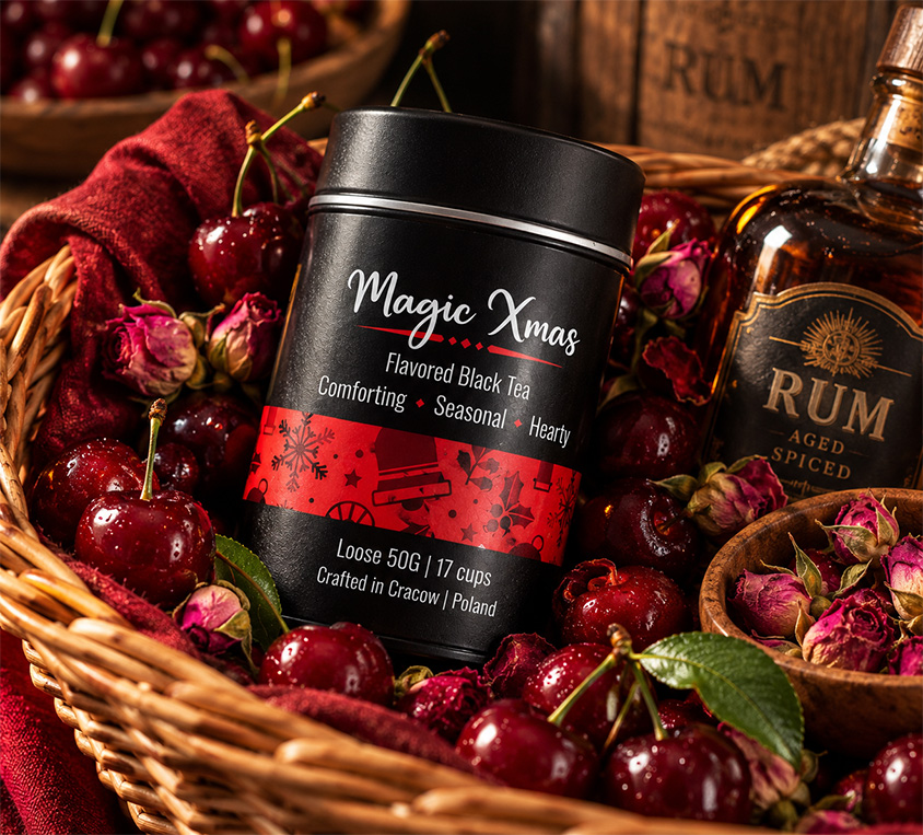 Magic Xmas Leo Tea – świąteczna czarna herbata z wiśnią i różą w metalowej puszce 50g